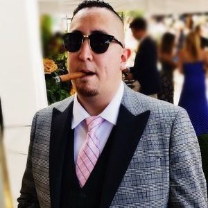 Meet your Posher, Jon